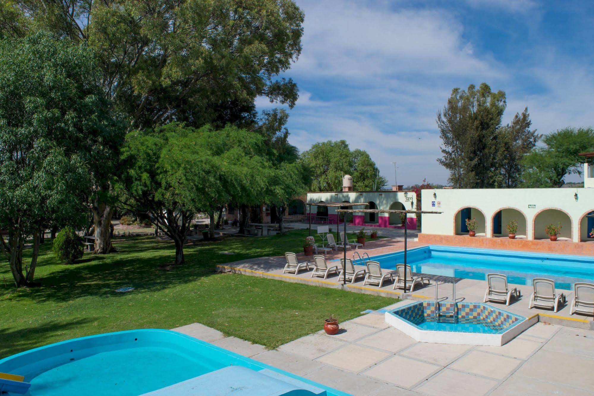 Hotel Rv Park San Ramon Cieneguita ภายนอก รูปภาพ